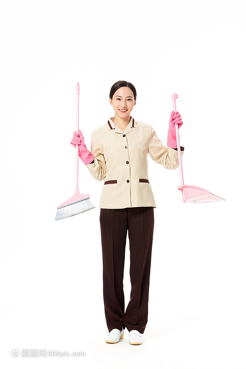 家政服務中的女性掃地角色 細致、專業(yè)與尊重